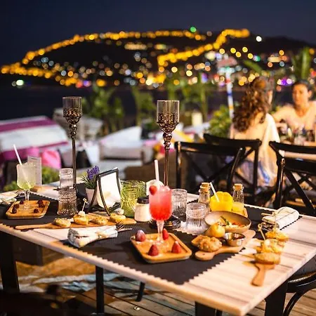Anjeliq House Hotel