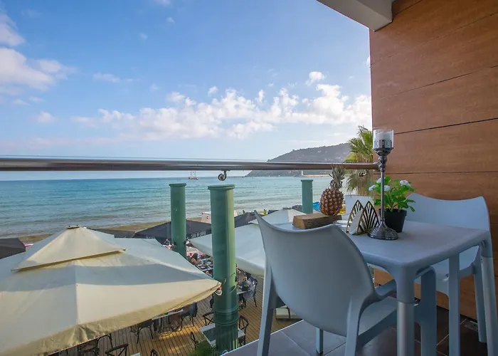 Hotell Anjeliq House 3*